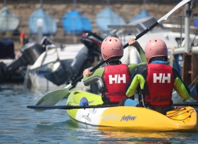 Bilingual Family Heritage Tour of Dún Laoghaire Harbour