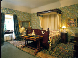 WORLDS WITHIN WORLDS: STAGING & STORYTELLING AT THE GLEBE HOUSE