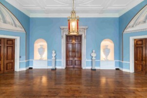 Step inside Emo Court… and hear its story as Gaeilge!