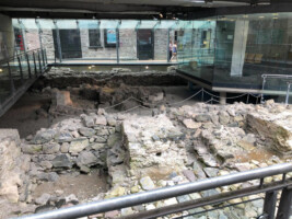 The Hall of the Red Earl – Archaeological Excavations 1997-1999