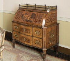 A Roentgen at Rathfarnham? The Earl of Ely's Writing Desk at Rathfarnham Castle