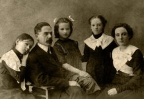 Unlocking a Social History of Bandon from Early 20th Century Census Records