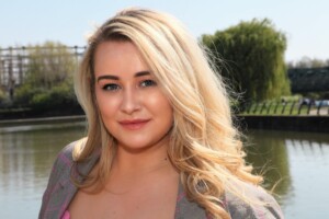 Dressing for Dinner with Laura Fitzachary