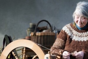 Spinning Yarn on Scattery Island