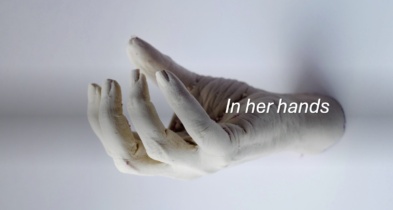 Single image In her Hands foir Website 26