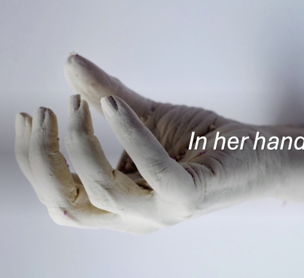 Single image In her Hands foir Website 26