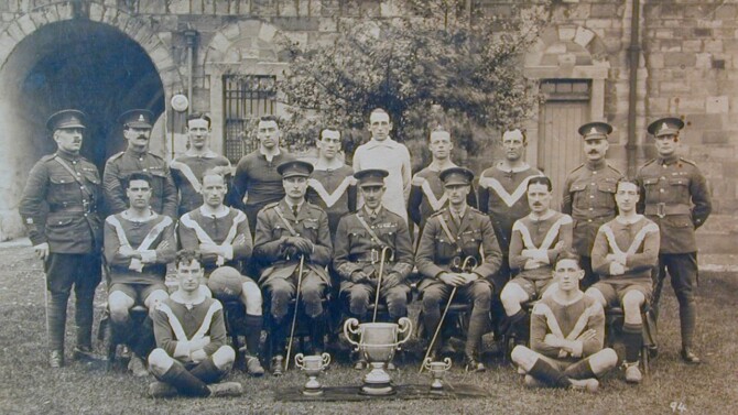 20060212 Sa C GRP1 Photo Football 16 9 2000px 3