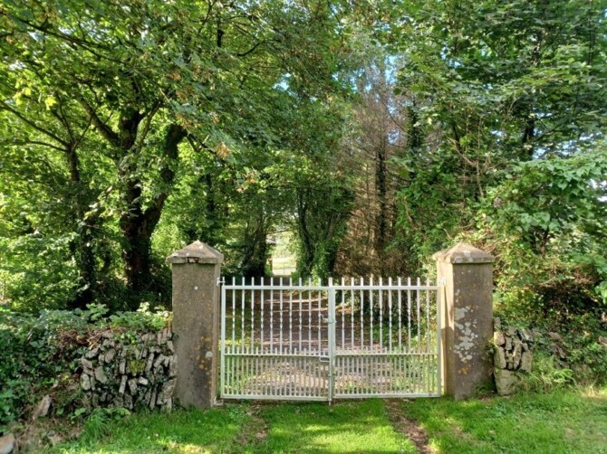 Cullen Gate small Cullen Gate small