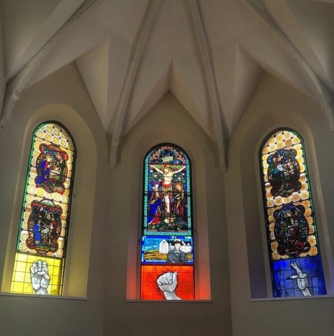 DHC Windows
