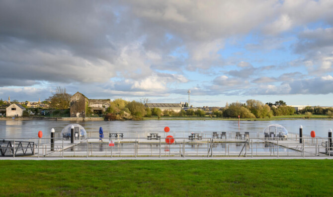 Floating Outdoor Swimming Pool Banagher River Shannon Co Offaly TI74 NBM Floating Outdoor Swimming Pool Banagher River Shannon Co Offaly TI74 NBM