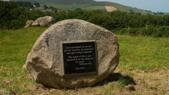 Headstone memorial on rock cillini Project min Headstone memorial on rock cillini Project min