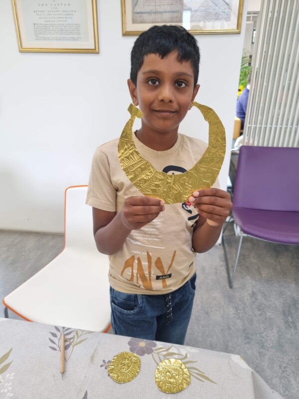 LR Bronze Age Jewellery Childrens Workshop Sceal Heritage Consultancy