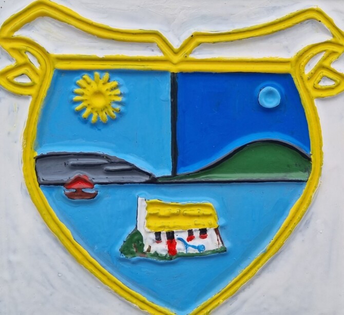 Nogra Crest Logo