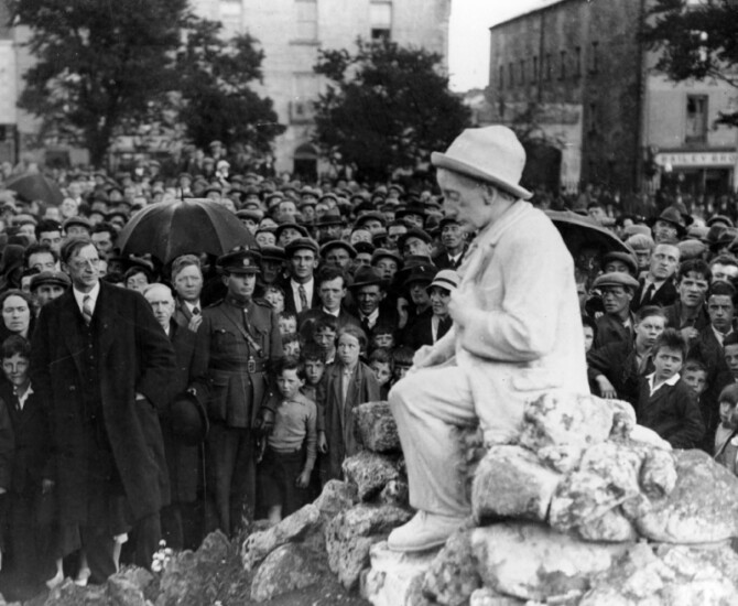 Statue of Ó Conaire 1935 Statue of Ó Conaire 1935