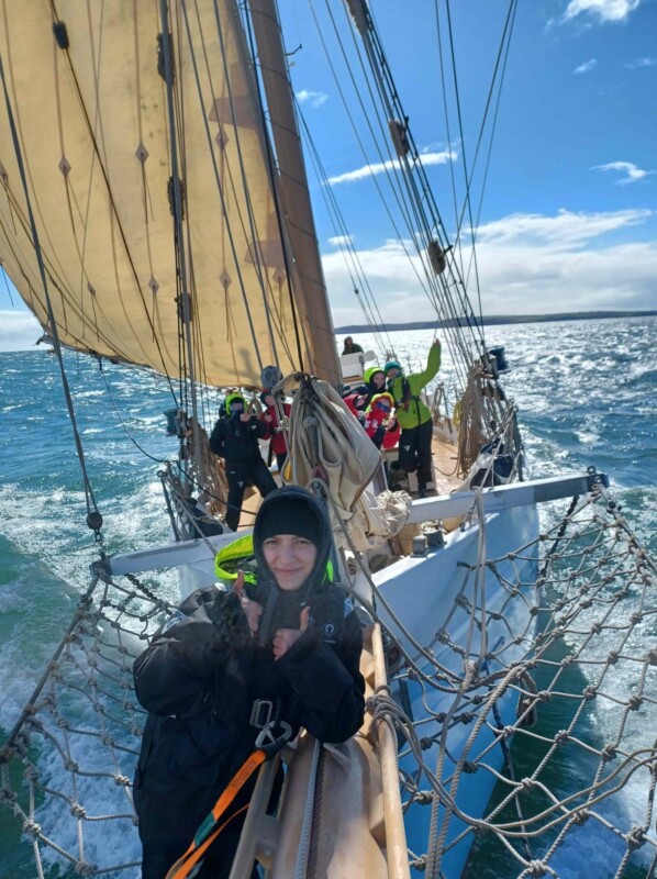 Thumbs Up Group AK Ilen Compressed Image 500 KB