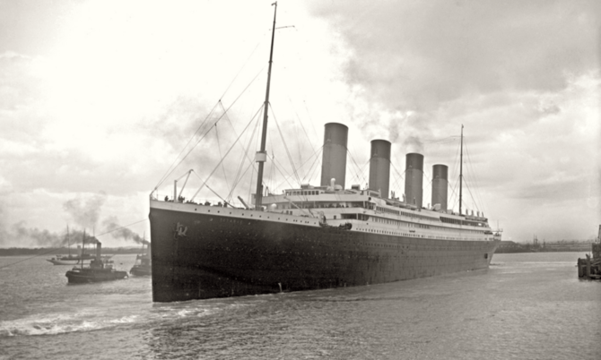 960px Titanic leaving Southampton 960px Titanic leaving Southampton