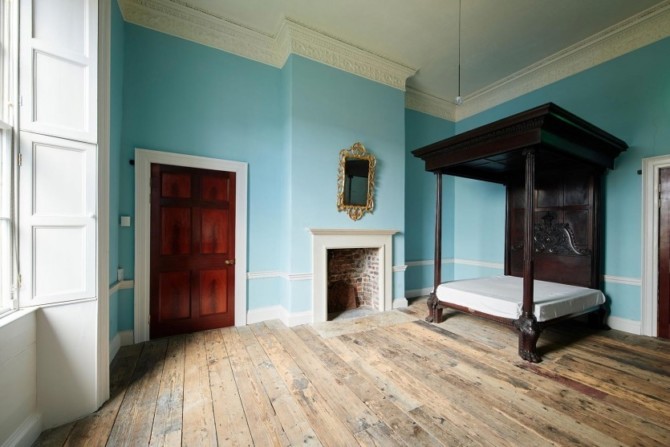 Care of collections at 14 Henrietta Street