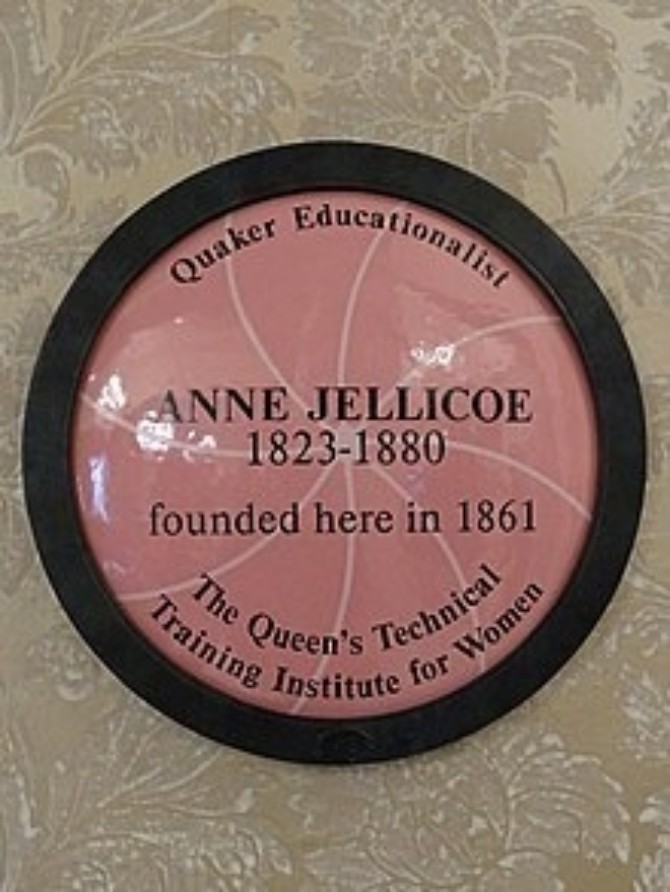 Anne Jellicoe & Buswells Hotel