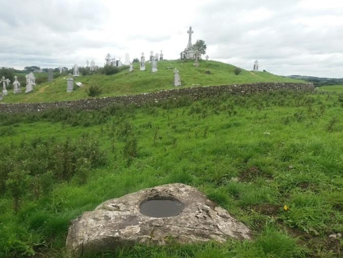Boyounagh Cemetery, ecclesiastical enclosure