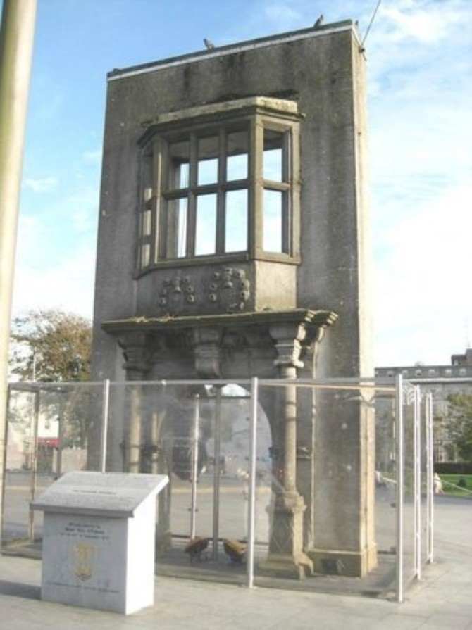 Famous People, Theatre and Literature Tour of Galway